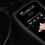 Padangų slėgio daviklių tikrinimo ir programavimo prietaisas su OBD funkcija